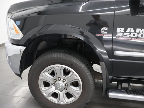 Used 2016 RAM 3500 Laramie AWD/4WD image 36