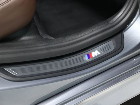 Used 2018 BMW M550i xDrive image 70