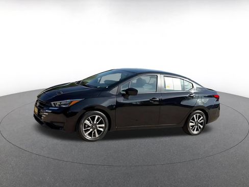 Used 2025 Nissan Versa SV FWD image 7