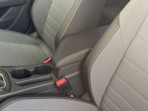New 2026 Volkswagen Jetta SE FWD image 26