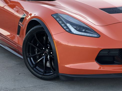 Used 2019 Chevrolet Corvette Grand Sport w/ Carbon Flash Badge Package image 13