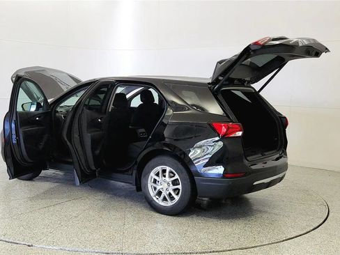 Used 2023 Chevrolet Equinox LT FWD image 11