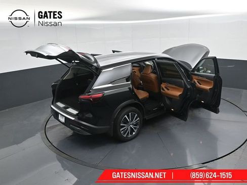 Used 2023 INFINITI QX60 Sensory w/ Cargo Package AWD/4WD image 57