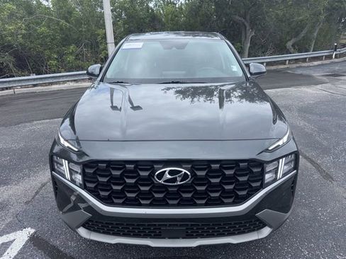 Used 2023 Hyundai Santa Fe SE FWD image 2