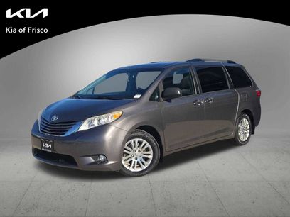 Used 2017 Toyota Sienna XLE