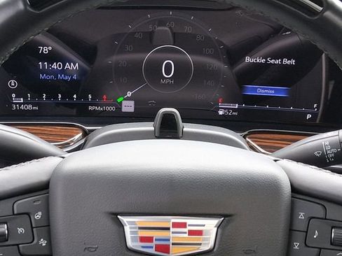 Used 2024 Cadillac Escalade Premium Luxury RWD image 14