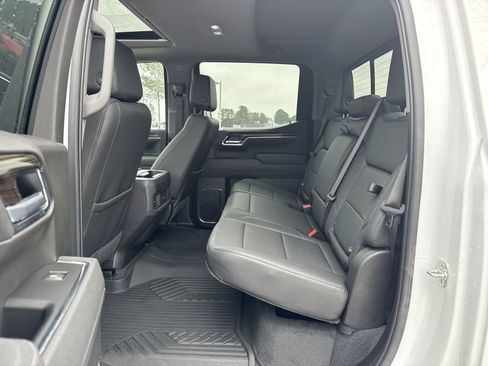 Used 2025 Chevrolet Silverado 1500 LT Trail Boss w/ LT Trail Boss Premium Package image 31