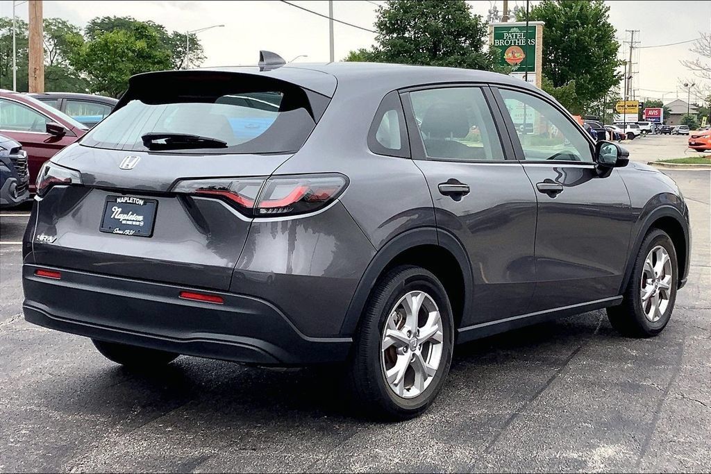 Used 2024 Honda HR-V LX image 16