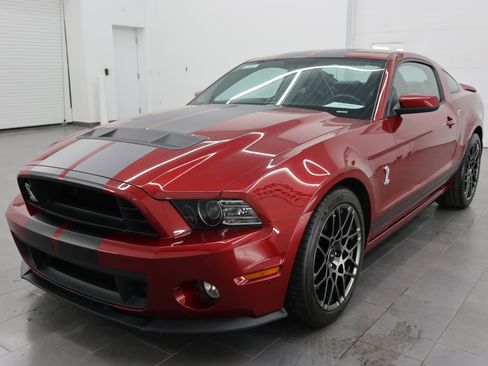 Used 2014 Ford Mustang Shelby GT500 w/ Equipment Group 821A image 7