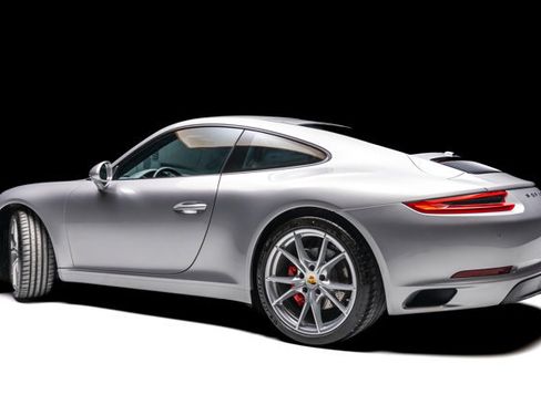 Used 2019 Porsche 911 Carrera S image 23