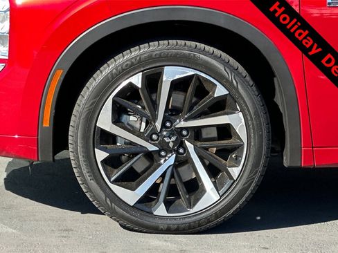 Used 2023 Mitsubishi Outlander SEL image 32