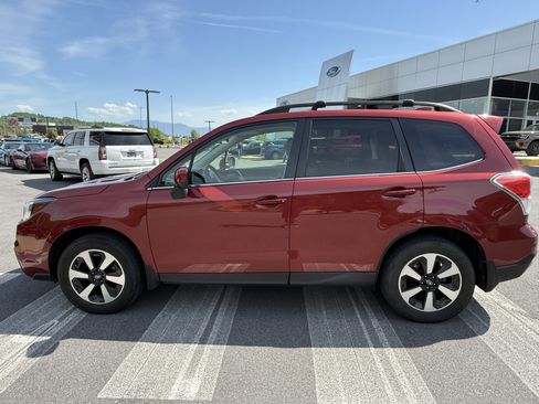 Used 2017 Subaru Forester 2.5i Limited w/ Popular Package #1 AWD/4WD image 8
