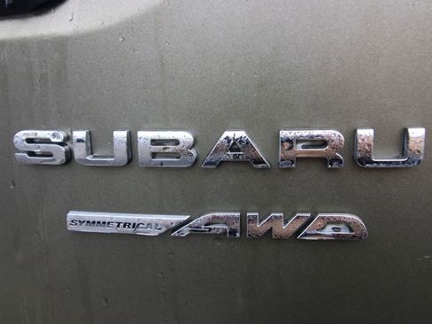 Used 2022 Subaru Outback Touring w/ Popular Package #2 image 33