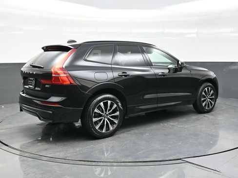 Used 2025 Volvo XC60 B5 Plus w/ Climate Package AWD/4WD image 7