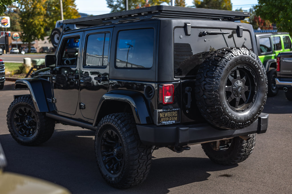 Used 2018 Jeep Wrangler Unlimited Rubicon AWD/4WD image 5