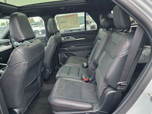 New 2026 Ford Explorer ST w/ Sun And Sound Package image 18