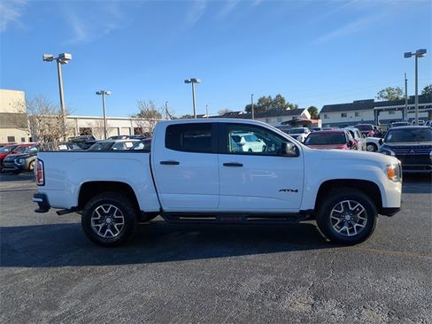 Used 2022 GMC Canyon AT4 w/ Driver Alert Package image 5