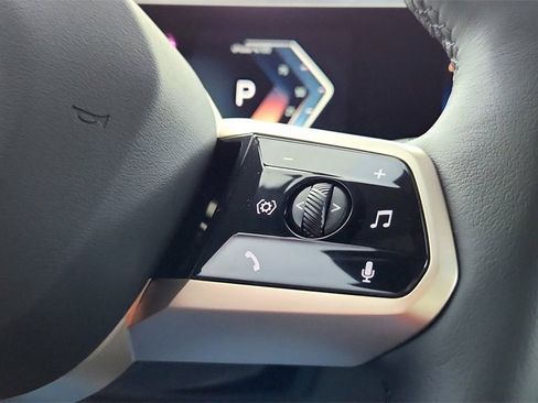 Used 2025 BMW iX xDrive50 w/ Premium Package image 40