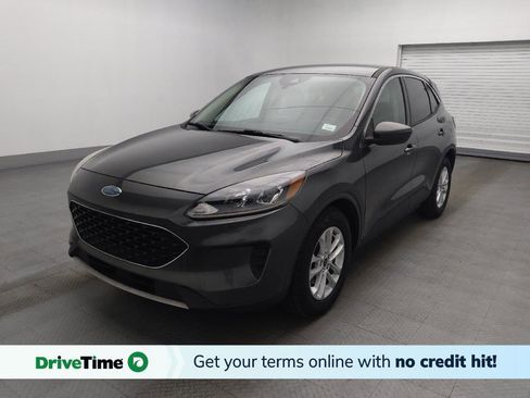 Used 2020 Ford Escape SE FWD image 1