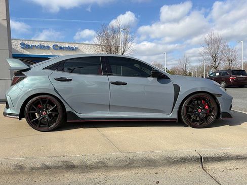 Used 2019 Honda Civic Type R image 2