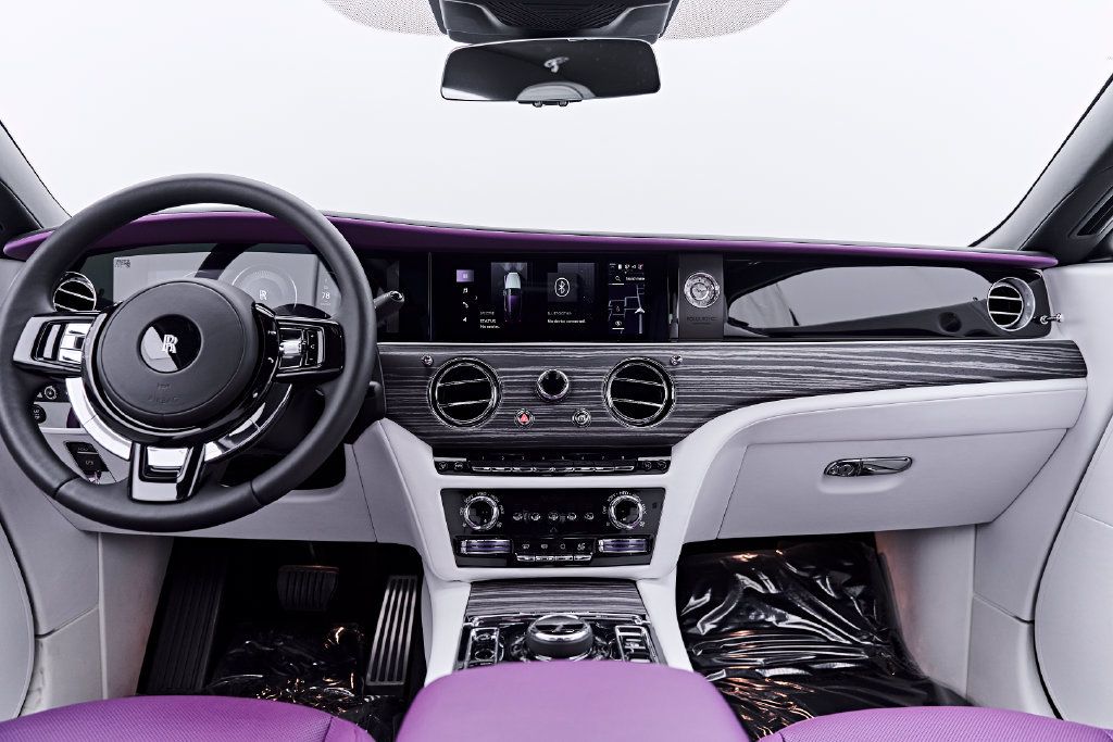 Used 2024 Rolls-Royce Spectre w/ Spectre Launch Package AWD/4WD image 50