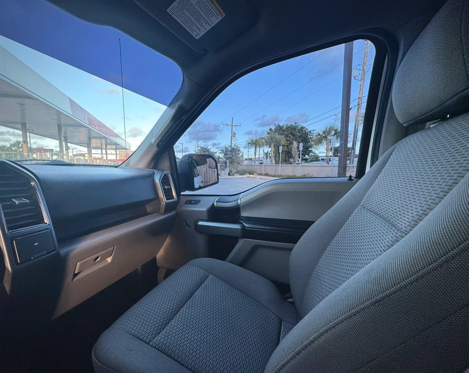 Used 2018 Ford F150 XLT RWD image 27