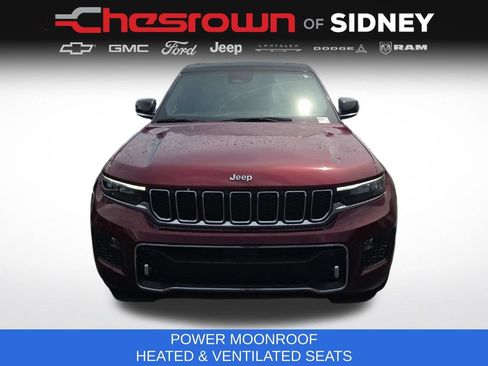 Used 2023 Jeep Grand Cherokee Overland w/ Luxury Tech Group IV AWD/4WD image 2