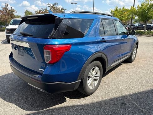 Used 2020 Ford Explorer XLT w/ Equipment Group 202A RWD image 11