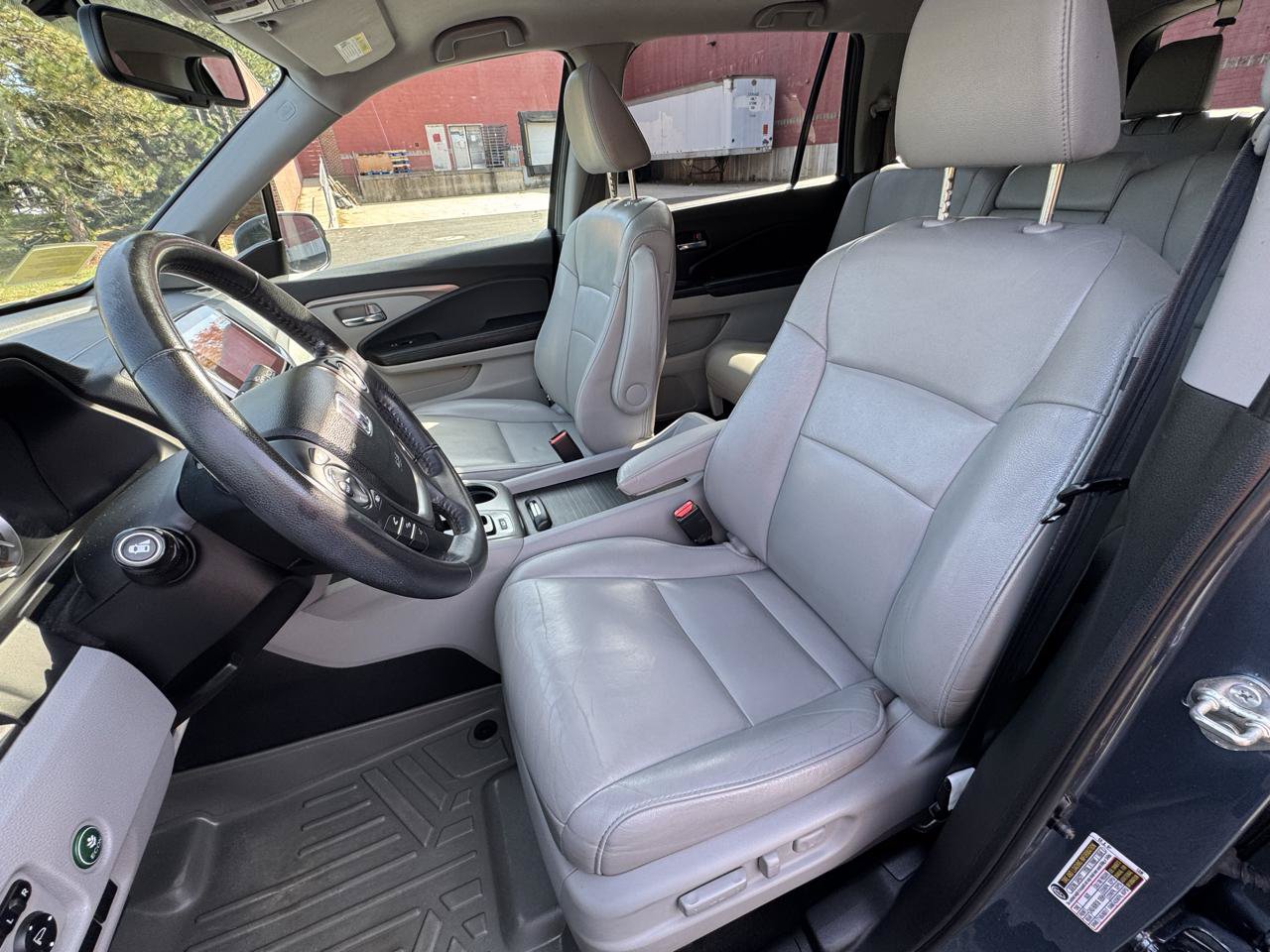 Used 2017 Honda Pilot EX-L image 7