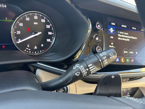 Used 2023 Buick Envision Avenir image 19