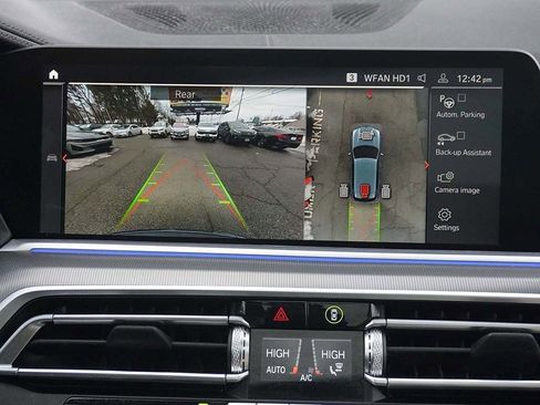 Used 2022 BMW X5 xDrive40i w/ Premium Package image 55