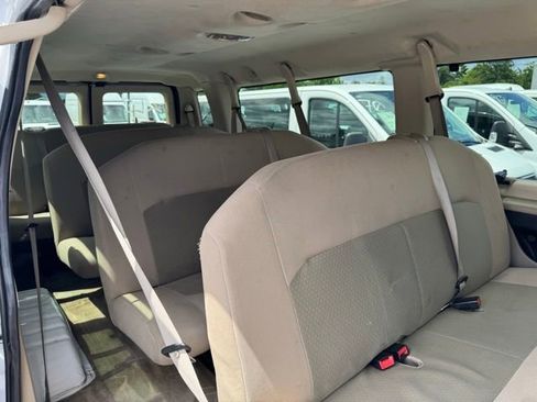 Used 2014 Ford E-350 and Econoline 350 XLT RWD image 24
