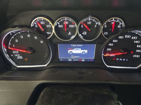 Used 2021 Chevrolet Silverado 1500 LT Trail Boss w/ Bed Protection Package AWD/4WD image 2