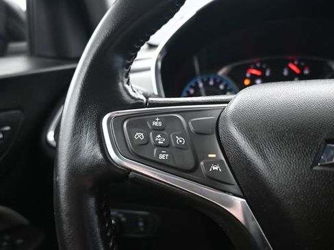 Used 2020 Chevrolet Equinox LT image 16