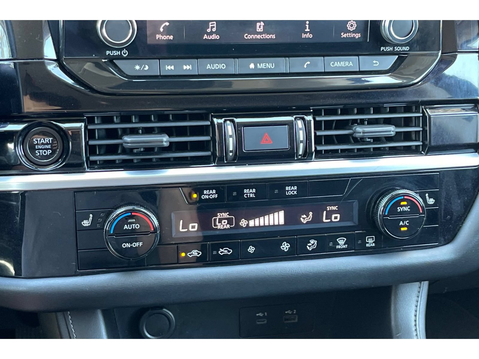 Used 2022 Nissan Pathfinder SV FWD image 29