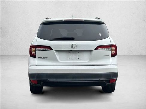 Used 2022 Honda Pilot Sport image 15