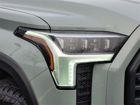 Used 2024 Toyota Tundra Limited image 10
