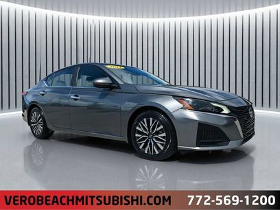 Used 2023 Nissan Altima 2.5 SV