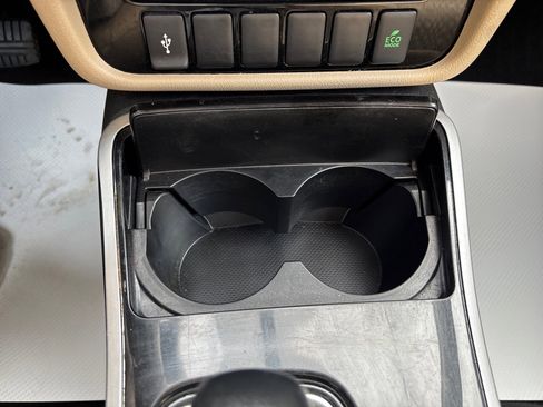 Used 2020 Mitsubishi Outlander ES image 30