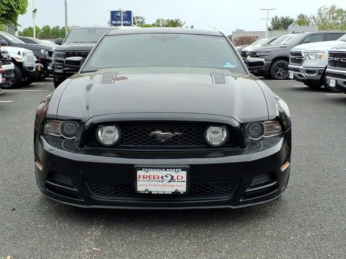Used 2014 Ford Mustang GT Premium w/ Electronics Package RWD image 2