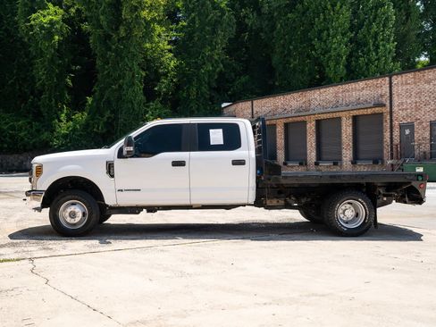 Used 2019 Ford F350 XL w/ Power Equipment Group AWD/4WD image 4