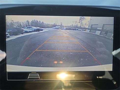 Used 2022 Chevrolet Malibu LT image 15