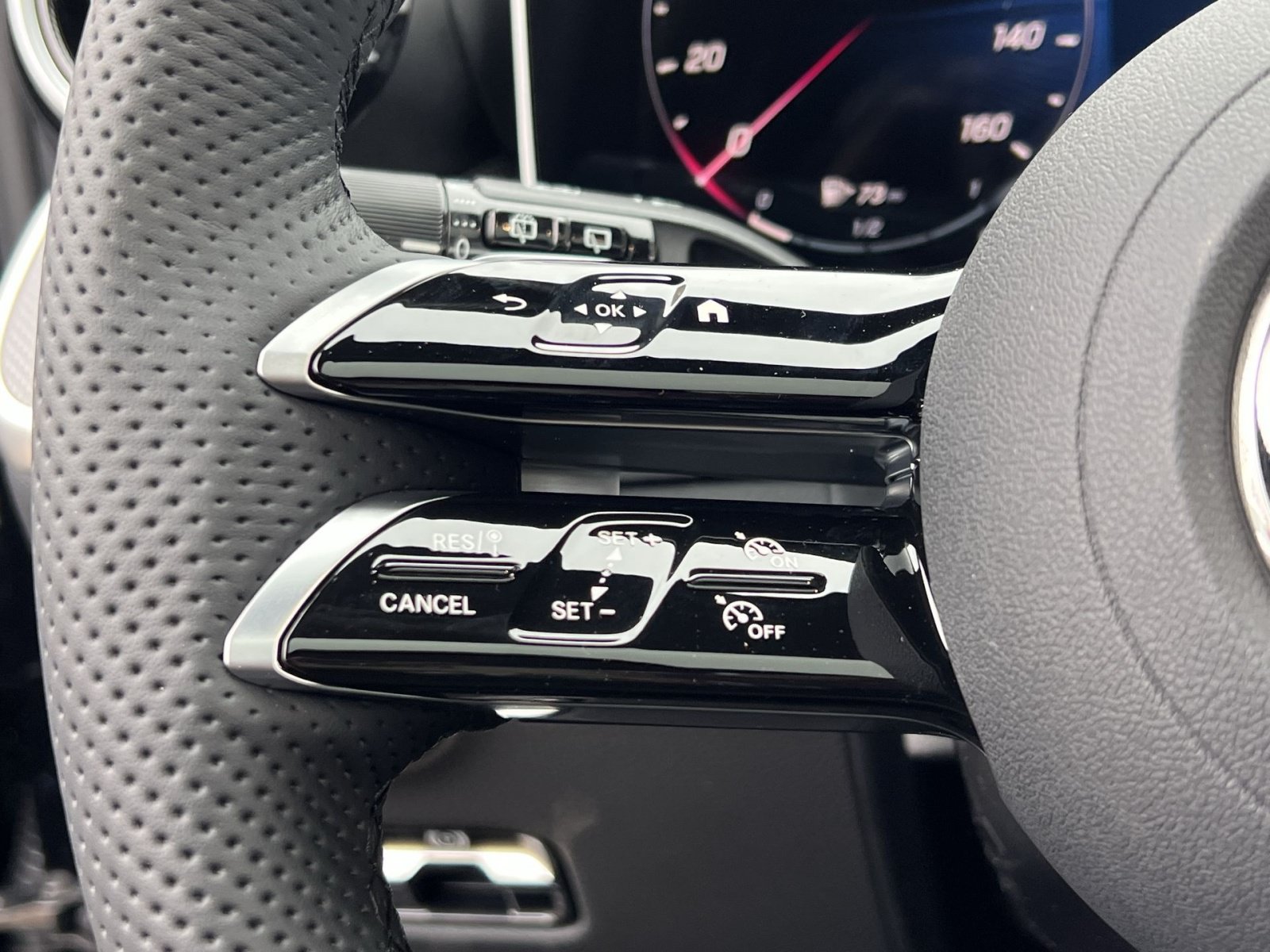 Certified 2026 Mercedes-Benz GLC 300 4MATIC image 30