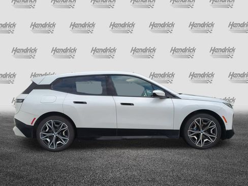 Used 2024 BMW iX xDrive50 w/ Sport Package AWD/4WD image 11