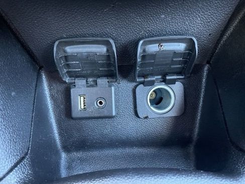 Used 2018 Chevrolet Cruze LT w/ Convenience Package image 20