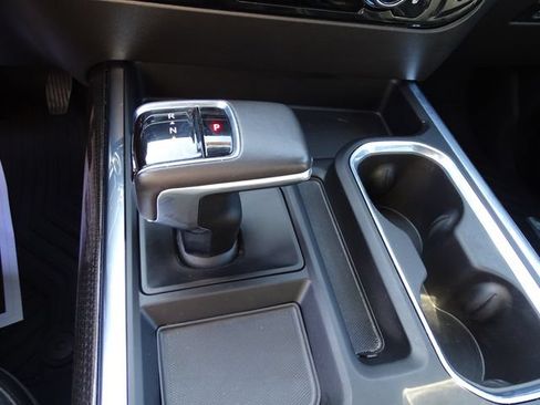 Certified 2022 Chevrolet Silverado 1500 LT Trail Boss w/ LT Trail Boss Premium Package AWD/4WD image 13