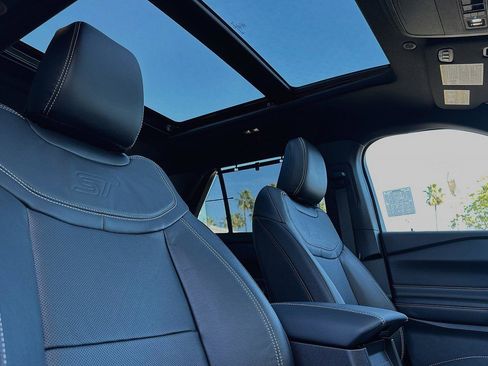 Used 2023 Ford Explorer ST w/ Equipment Group 401A image 15