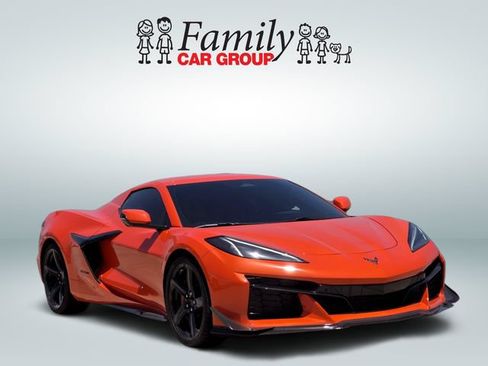 Used 2026 Chevrolet Corvette Z06 RWD image 2