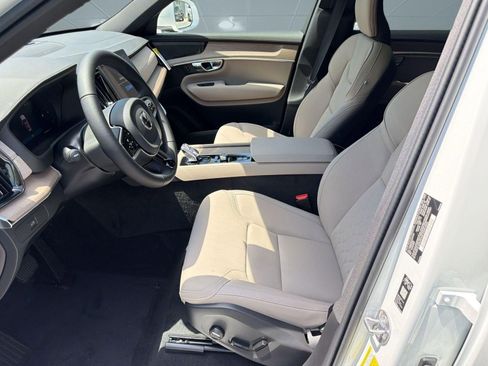 New 2026 Volvo XC90 B6 Plus w/ Protection Package AWD/4WD image 5
