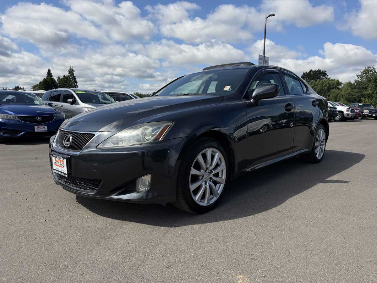 Used 2008 Lexus IS 250 AWD w/ Luxury Pkg image 4